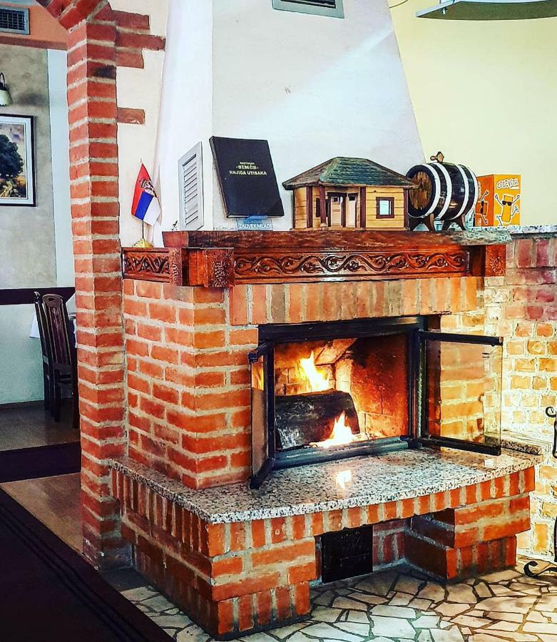 Konaciste Simce Bed and Breakfast Kraljevo Esterno foto