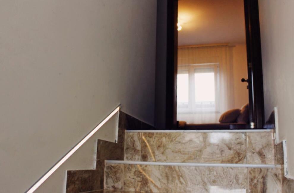 Konaciste Simce Bed and Breakfast Kraljevo Esterno foto