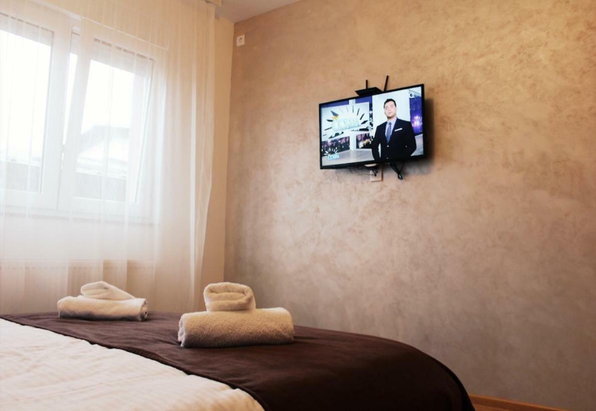 Konaciste Simce Bed and Breakfast Kraljevo Esterno foto